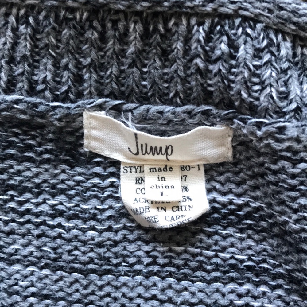 Jump Sweater - Picture 7 of 7